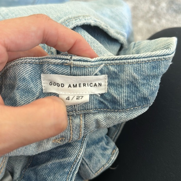 Good American Light Wash Jeans - Picture 3 of 4